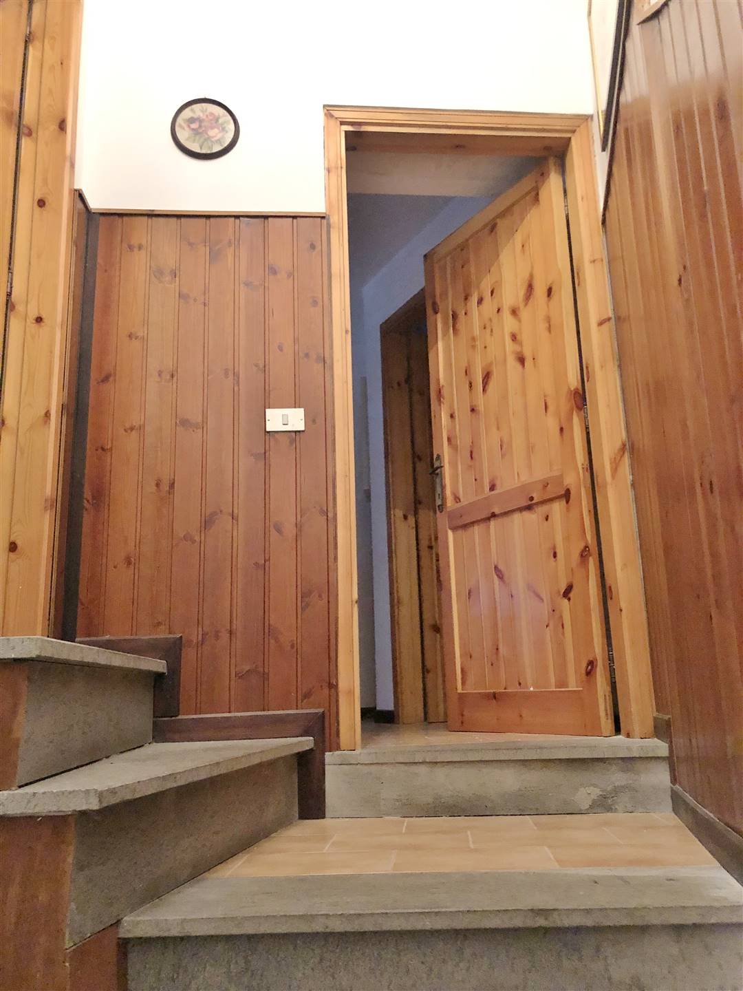 Porte in legno di pino massello
