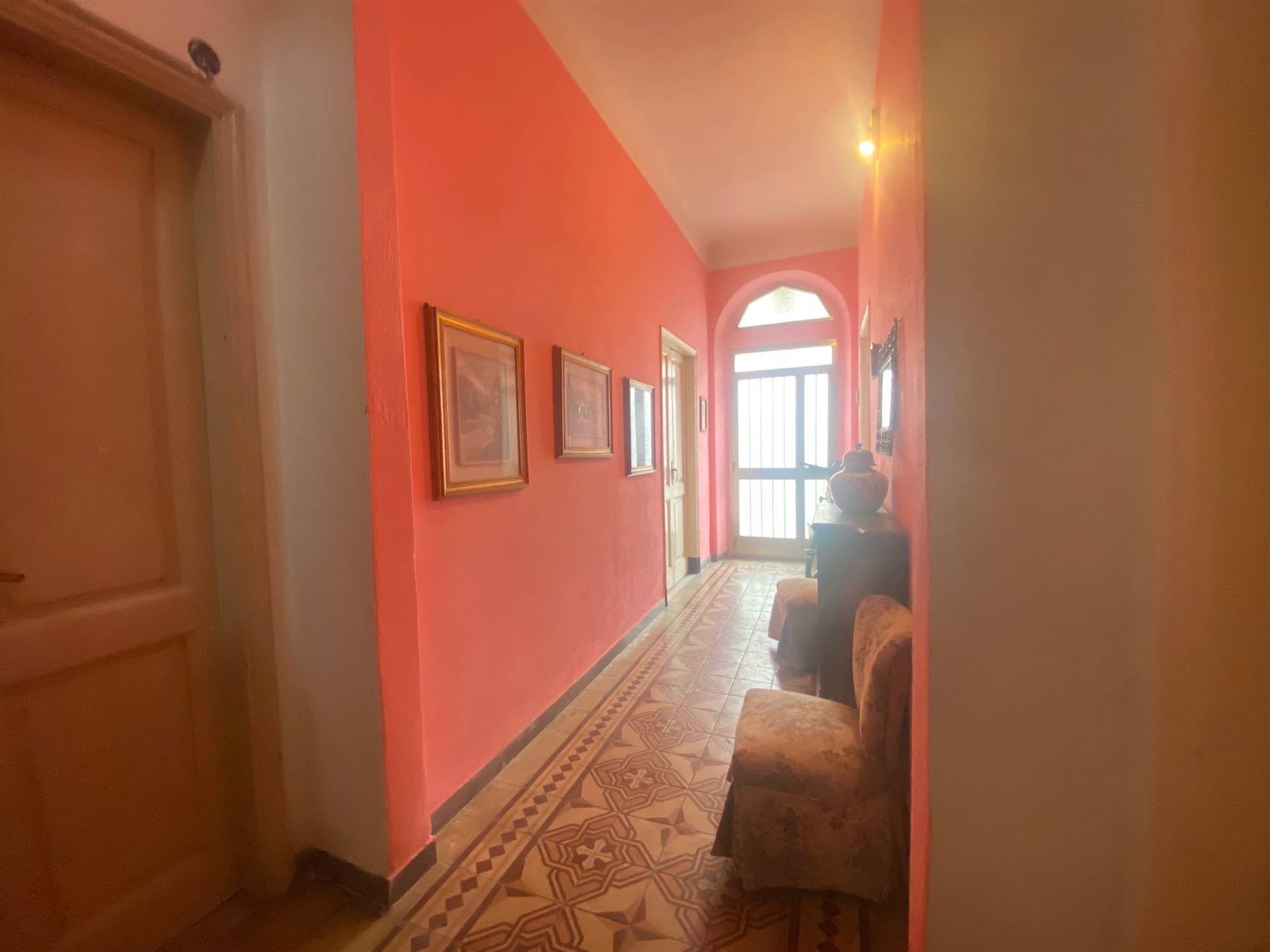 Villa in Vendita a Follo La Spezia