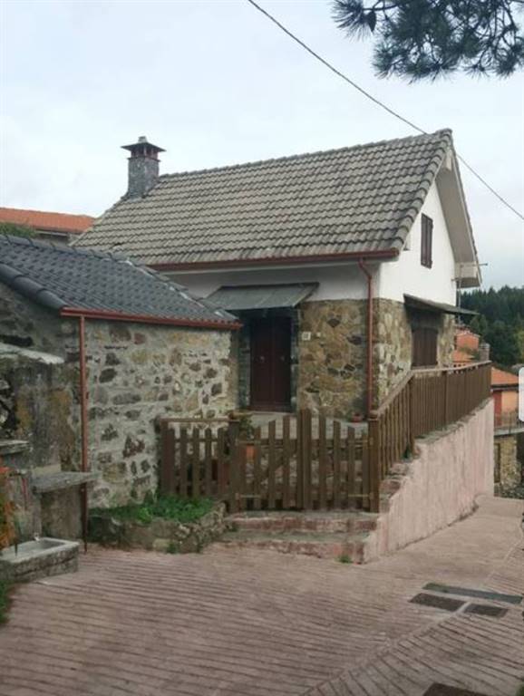 Casa singola ristrutturata in zona Beverone a Rocchetta di Vara