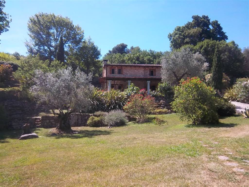 Villa seminuova in zona Tellaro a Lerici