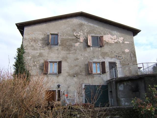 Rustico casale in vendita a Fivizzano Massa Carrara