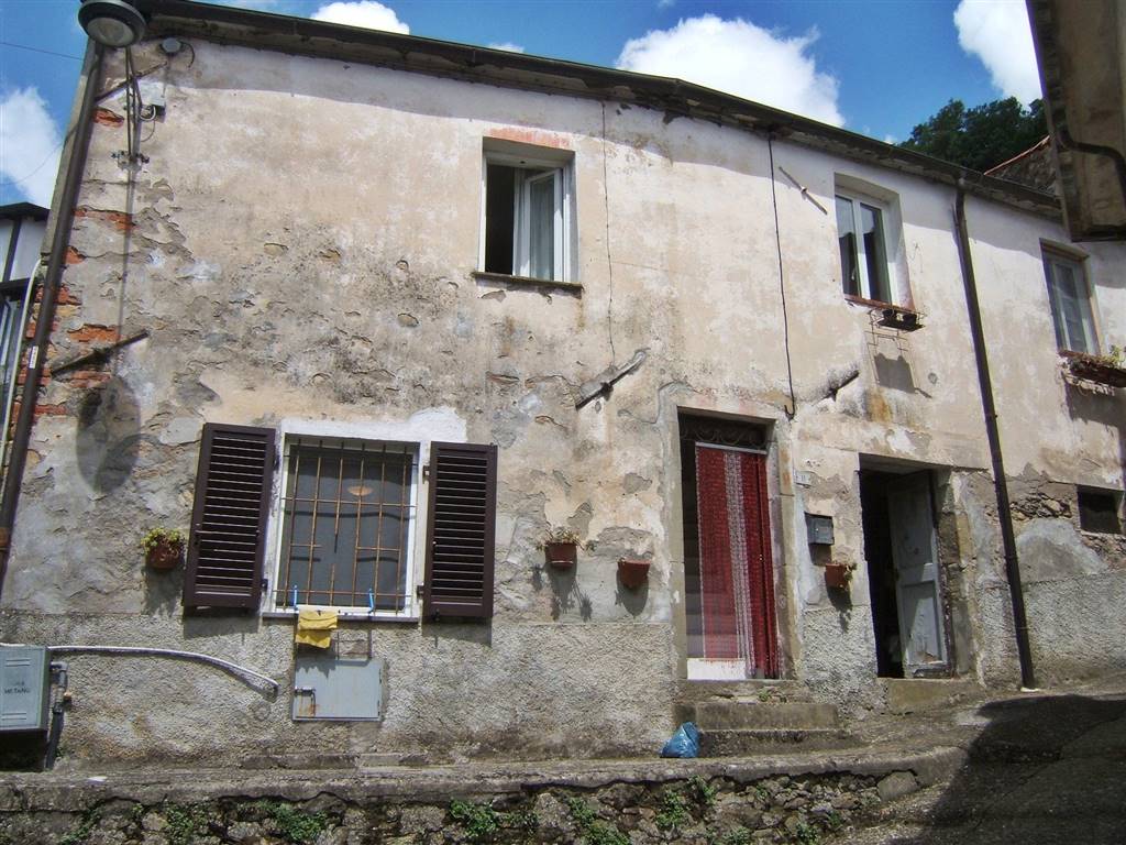 Casa semi indipendente in vendita a Licciana Nardi Massa Carrara Monti