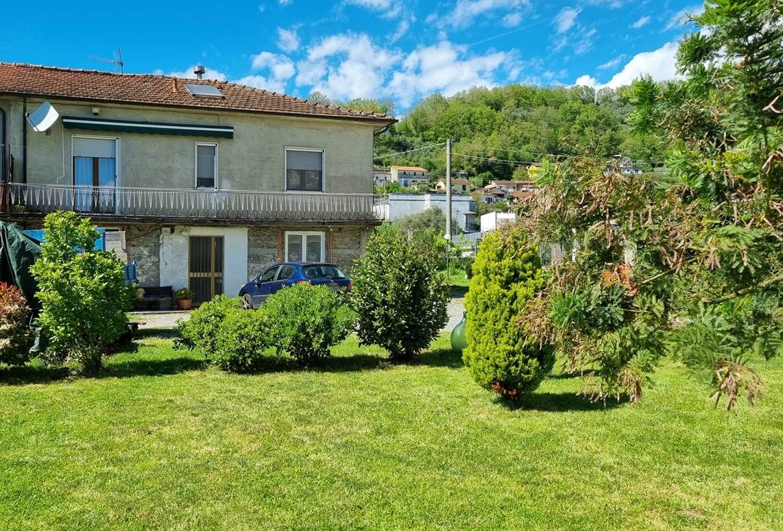 Casa semi indipendente in vendita a Licciana Nardi Massa Carrara