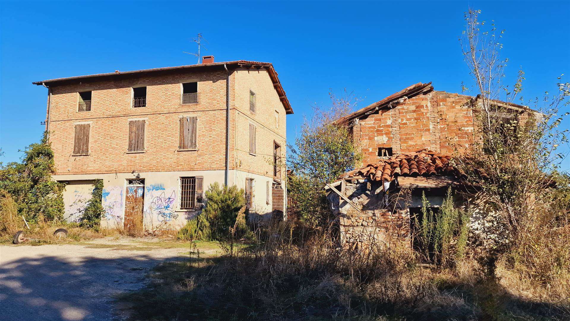 Rustico casale in vendita a Vignola Modena