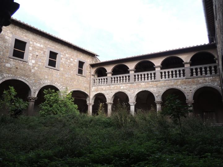 palazzo vendita giardino tuscania