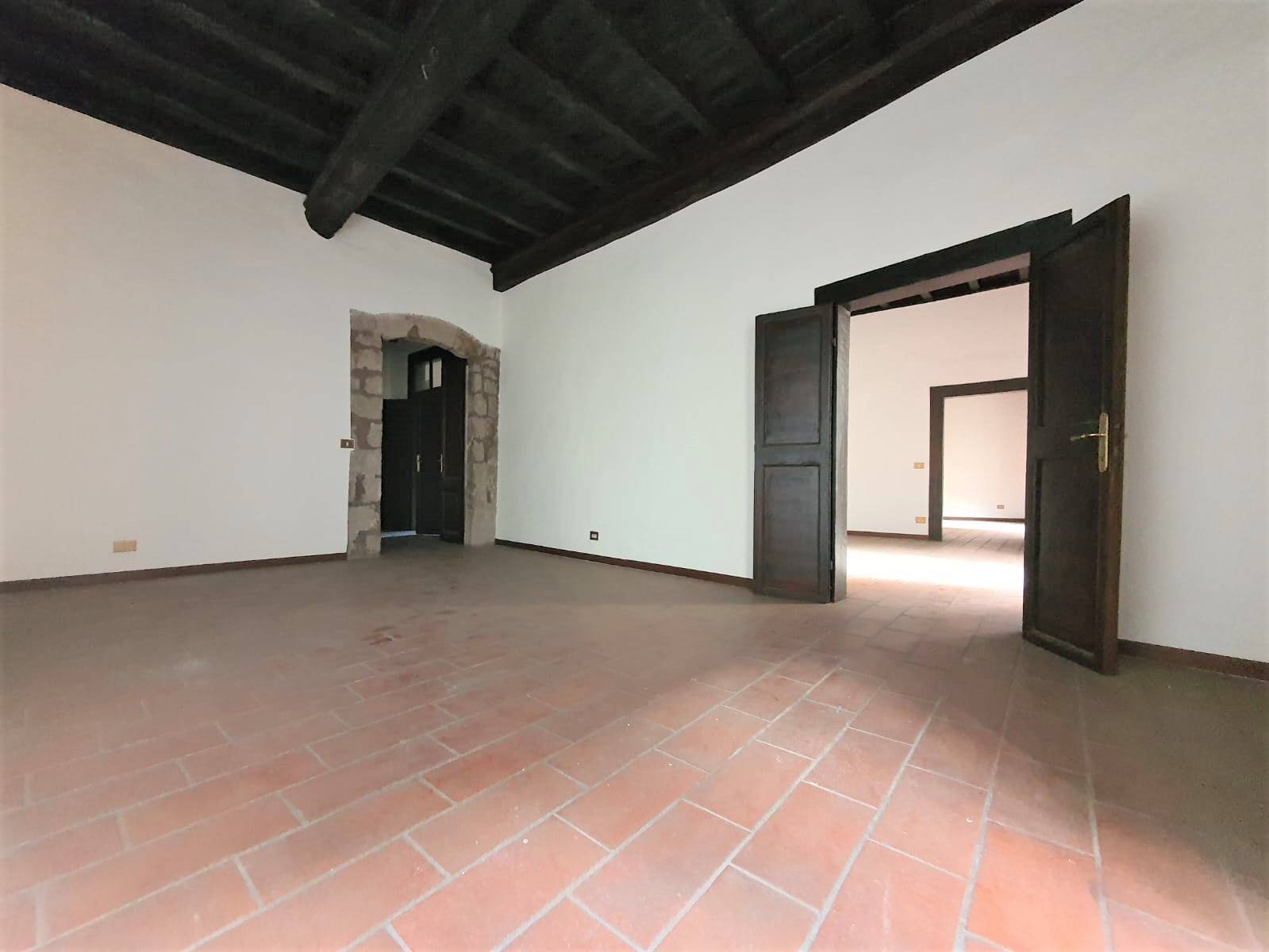 Appartamento in vendita a Viterbo Centro