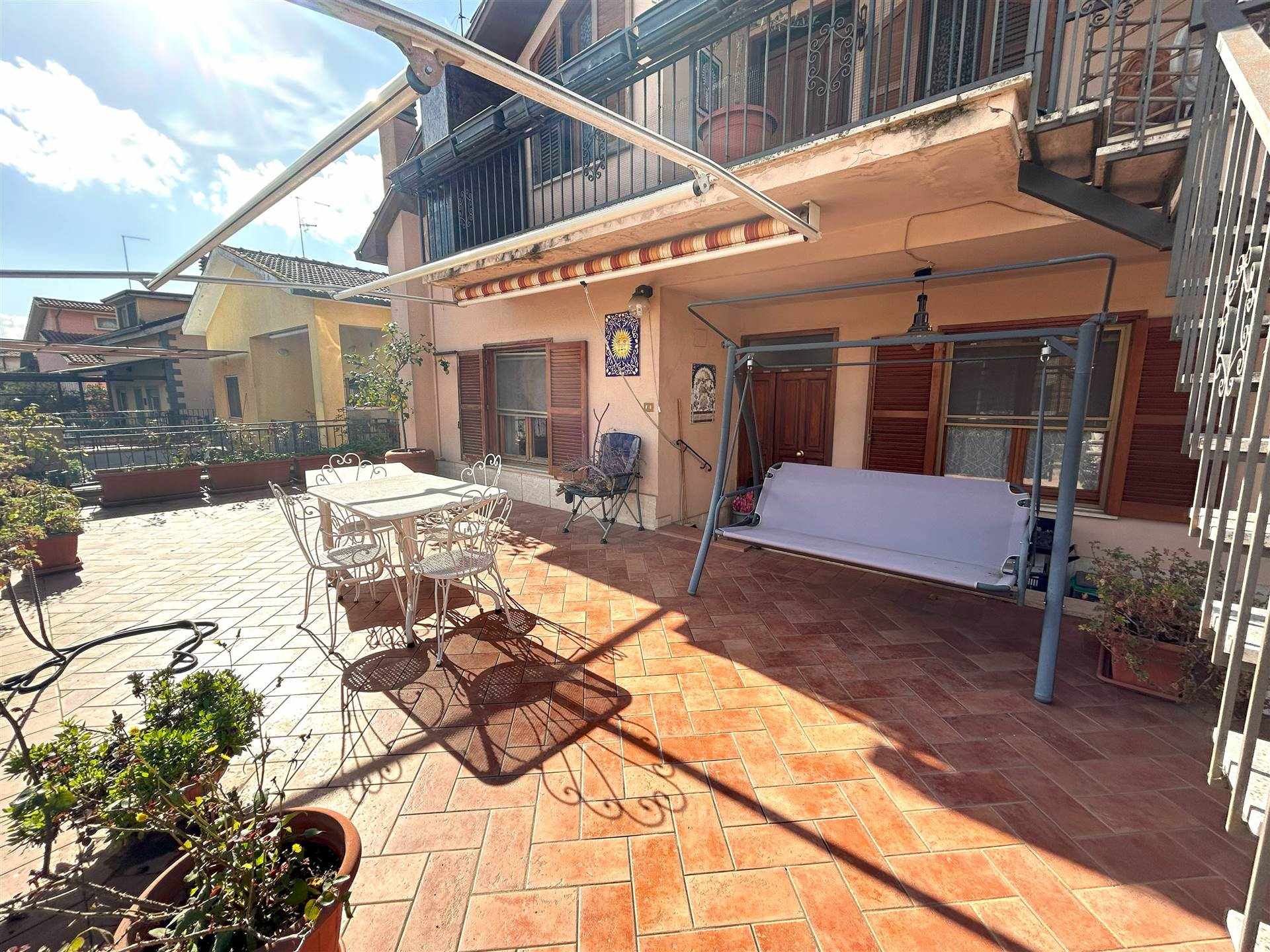 villa in vendita a tuscania con spazio esterno