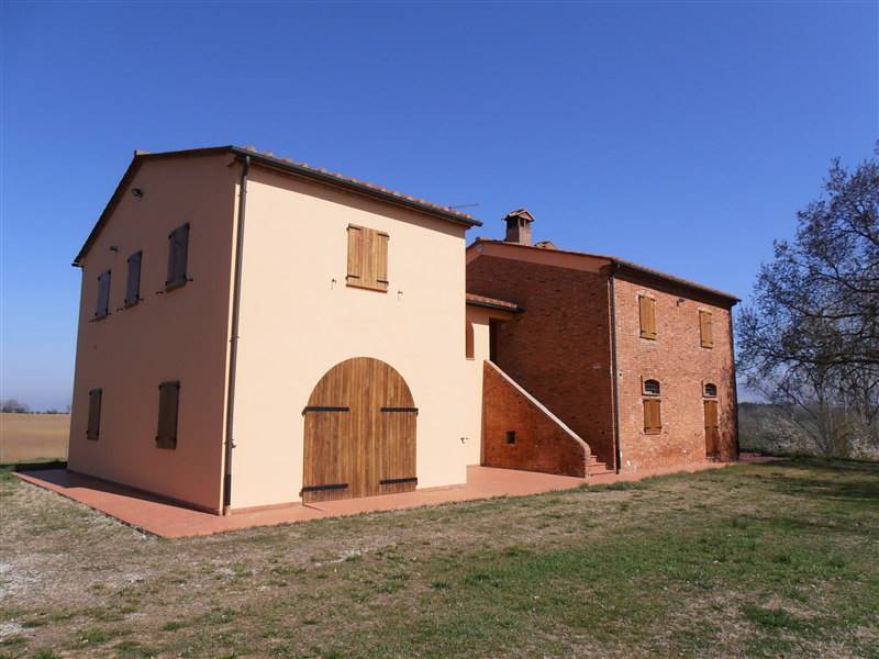 Colonica in vendita a Cortona Arezzo