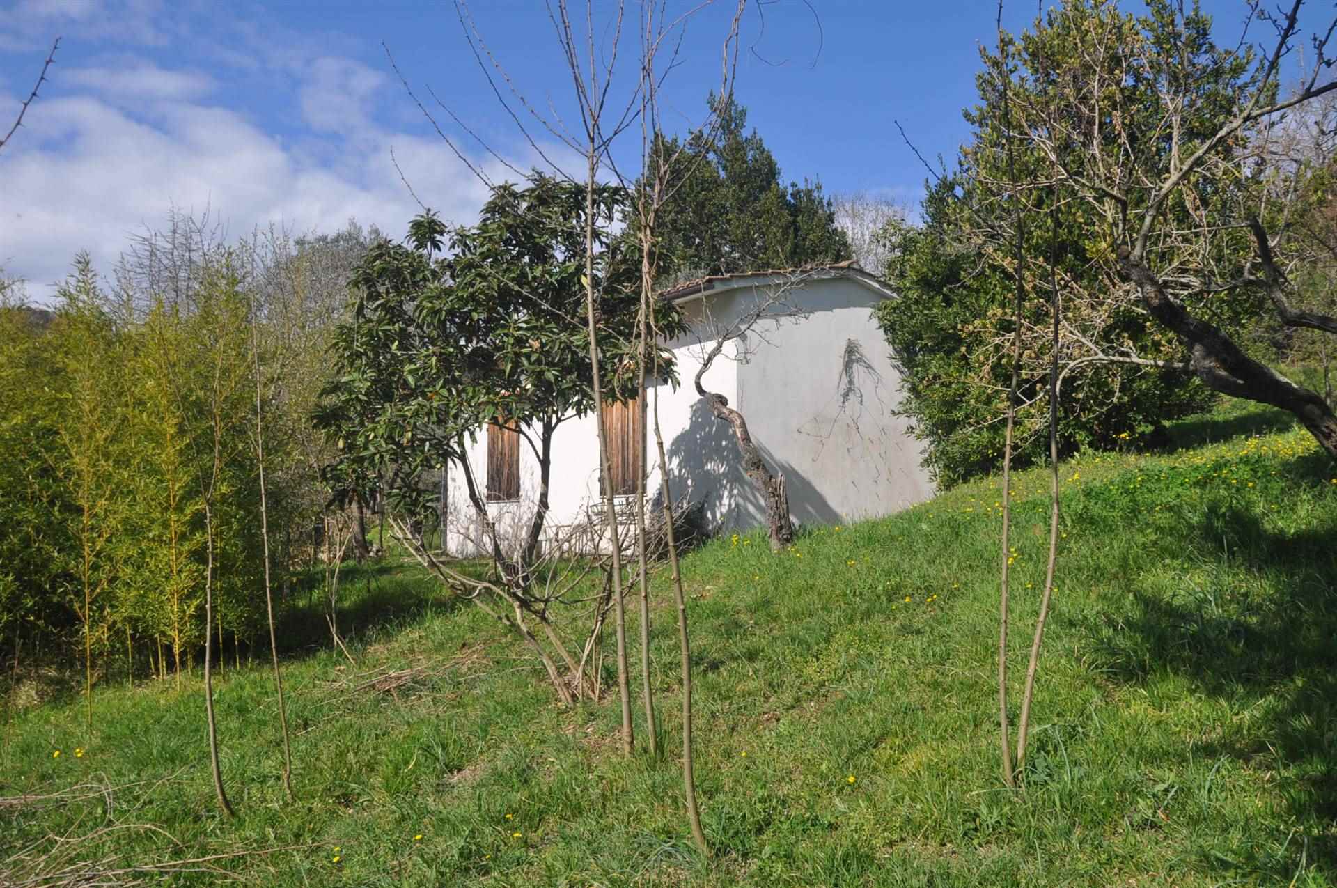 Villa in Via Dei Poderini in zona Castelnuovo della Misericordia a Rosignano Marittimo