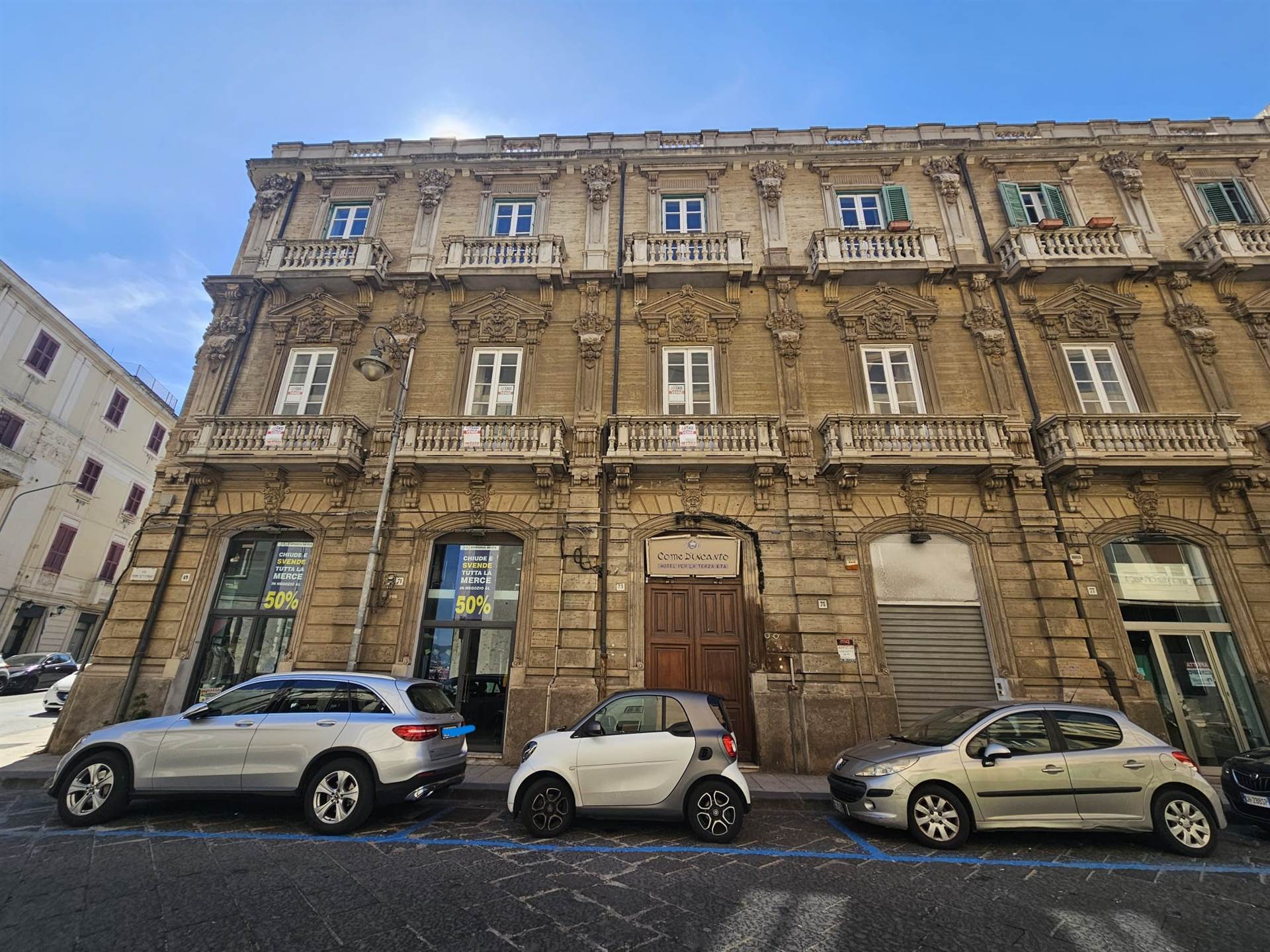 Appartamento abitabile in zona c. Storico: Duomo, Via Garibaldi, C.so Cavour a Messina