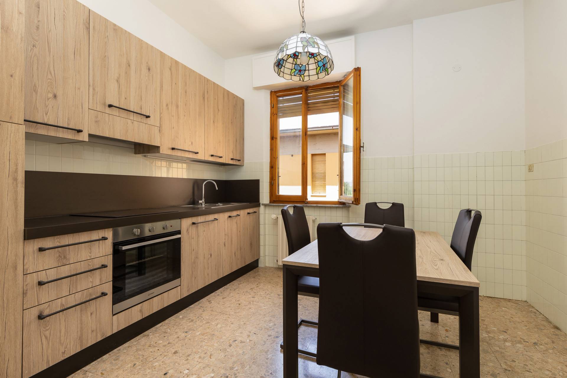 PETRICCIO, SIENA, Apartment for sale of 125 Sq. mt., Be restored, Heating Centralized, Energetic class: G, Epi: 175 kwh/m2 year, placed at 5° on 5, composed by: 5 Rooms, Separate kitchen, , 3 