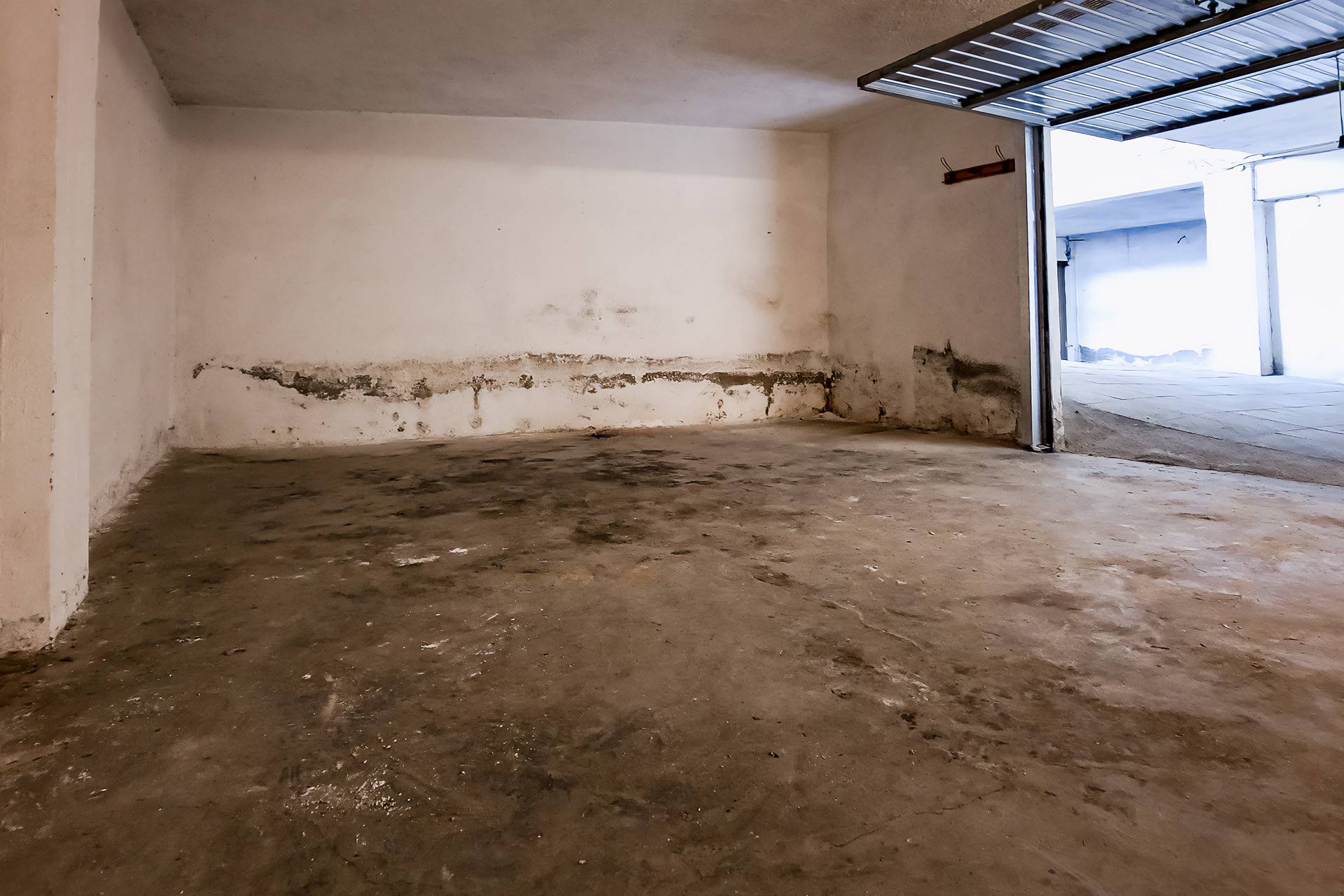 PETRICCIO, SIENA, Garage zu verkaufen von 26 Qm, Bewohnbar, Energie-klasse: Nicht unterstellt, am boden Kellergeschoss auf 4, zusammengestellt von: 1 