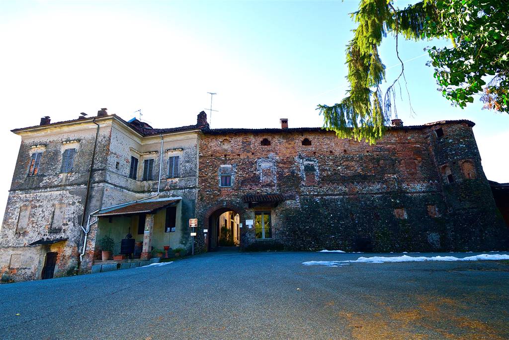 Palazzo in vendita a Lozzolo Vercelli
