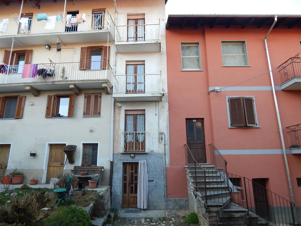 Casa semi indipendente in vendita a Valdilana Biella Trivero