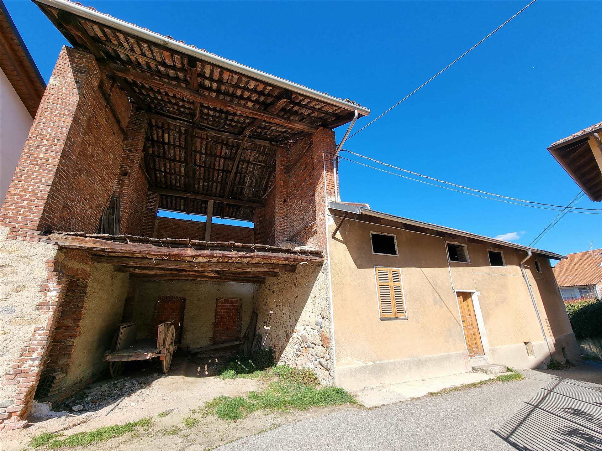 Casa singola in vendita a Cossato Biella