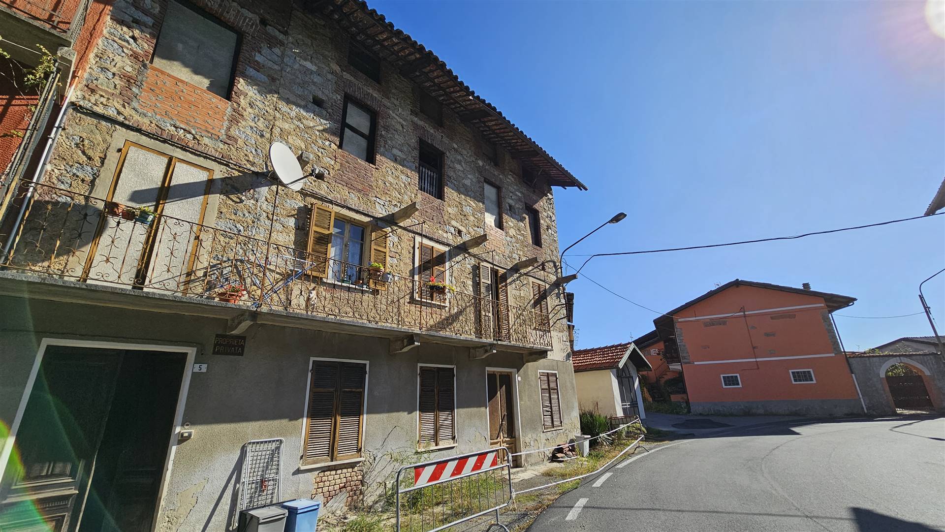 Casa semi indipendente in vendita a Strona Biella