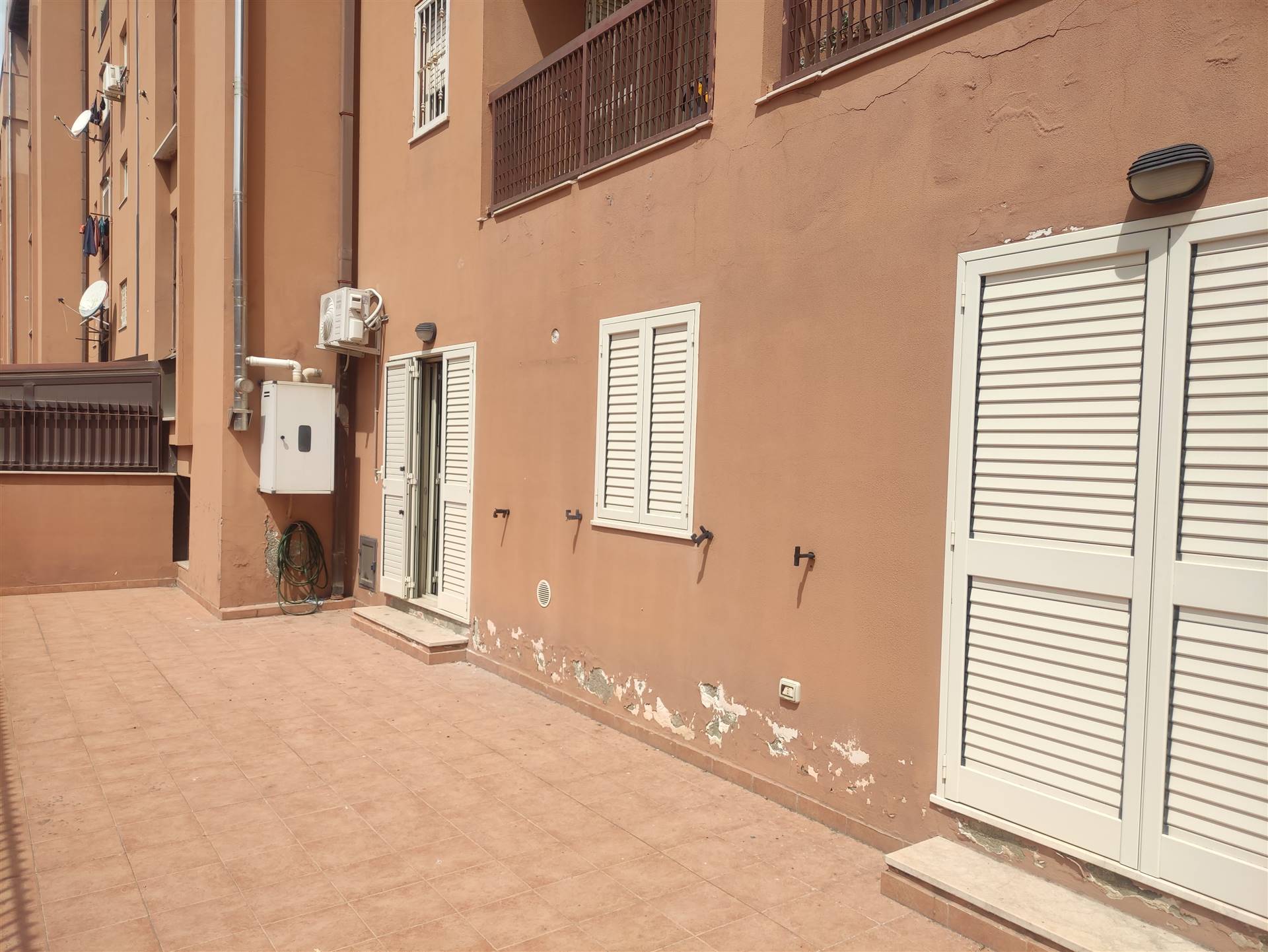 Trilocale in Via Catania Residence Villa Dante in zona Via Dei Mille,via g. Bruno P.zza Dante,provinciale a Messina