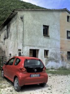 Rustico casale in vendita a Fabriano Ancona