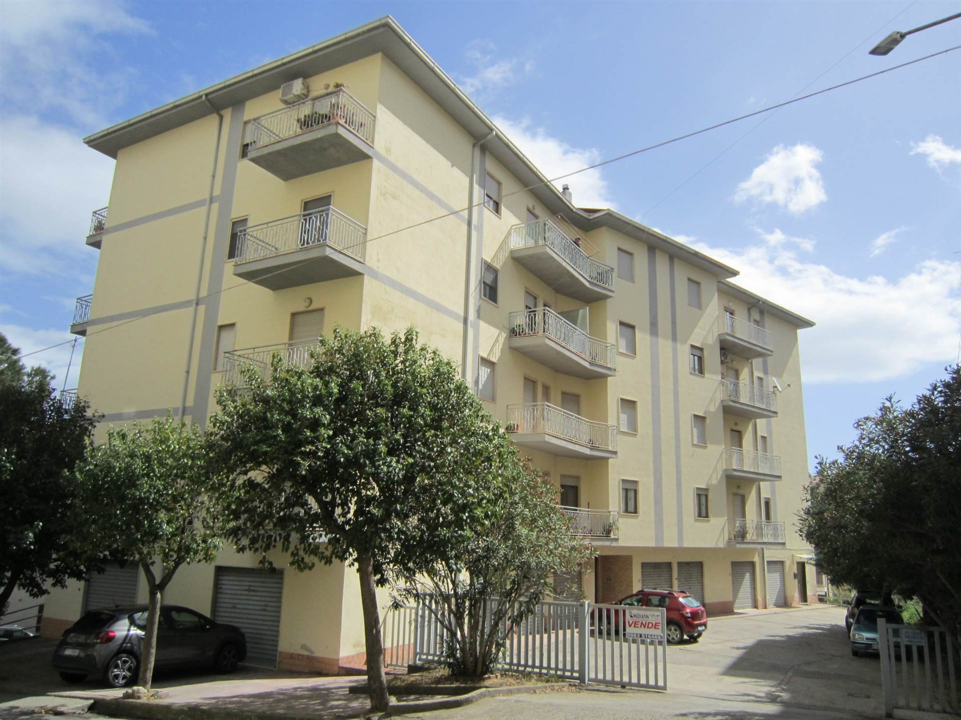 Appartamento in Viale Rimembranze 89 in zona Corigliano Calabro a Corigliano-rossano