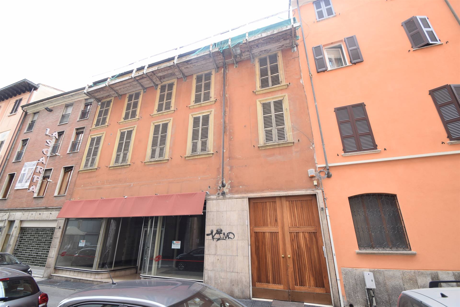 Palazzo da ristrutturare in zona Centro Storico a Piacenza