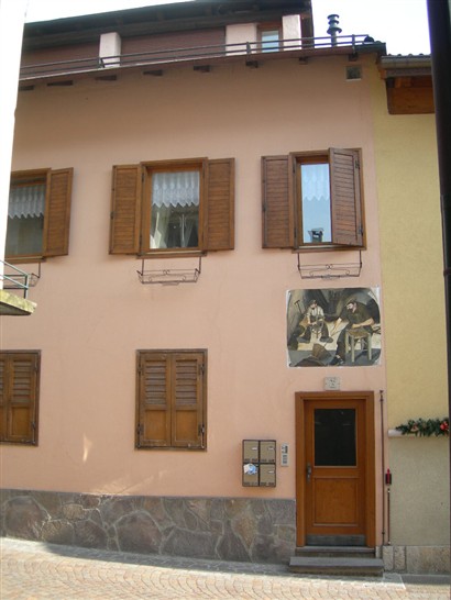 Appartamento in zona Fiera di Primiero a Primiero San Martino di Castrozza