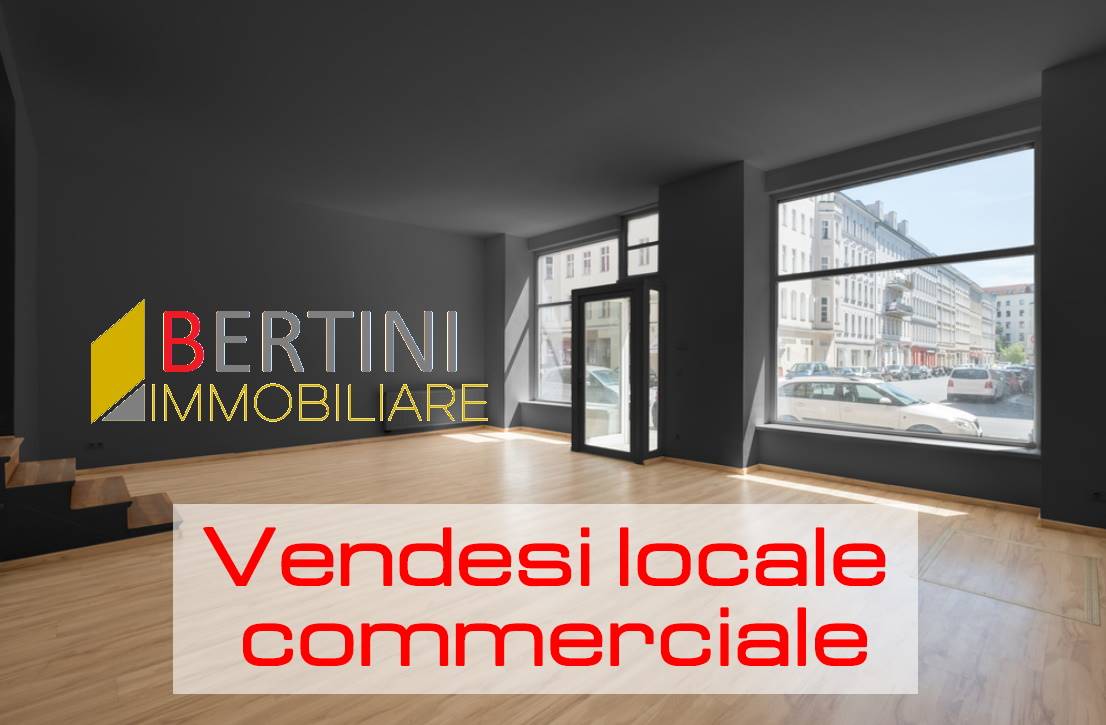 CENTRO, CIVITAVECCHIA, Store for sale of 240 Sq. mt., placed at Ground, composed by: 2 Rooms, 2 Bathrooms, Price: € 460,000
