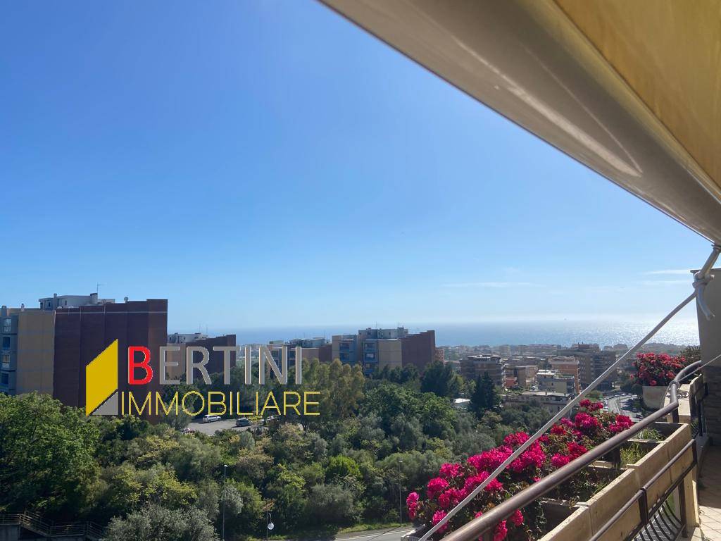 CISTERNA FARO, CIVITAVECCHIA, Penthouse for sale of 160 Sq. mt., Excellent Condition, Heating Individual heating system, Energetic class: E, placed 