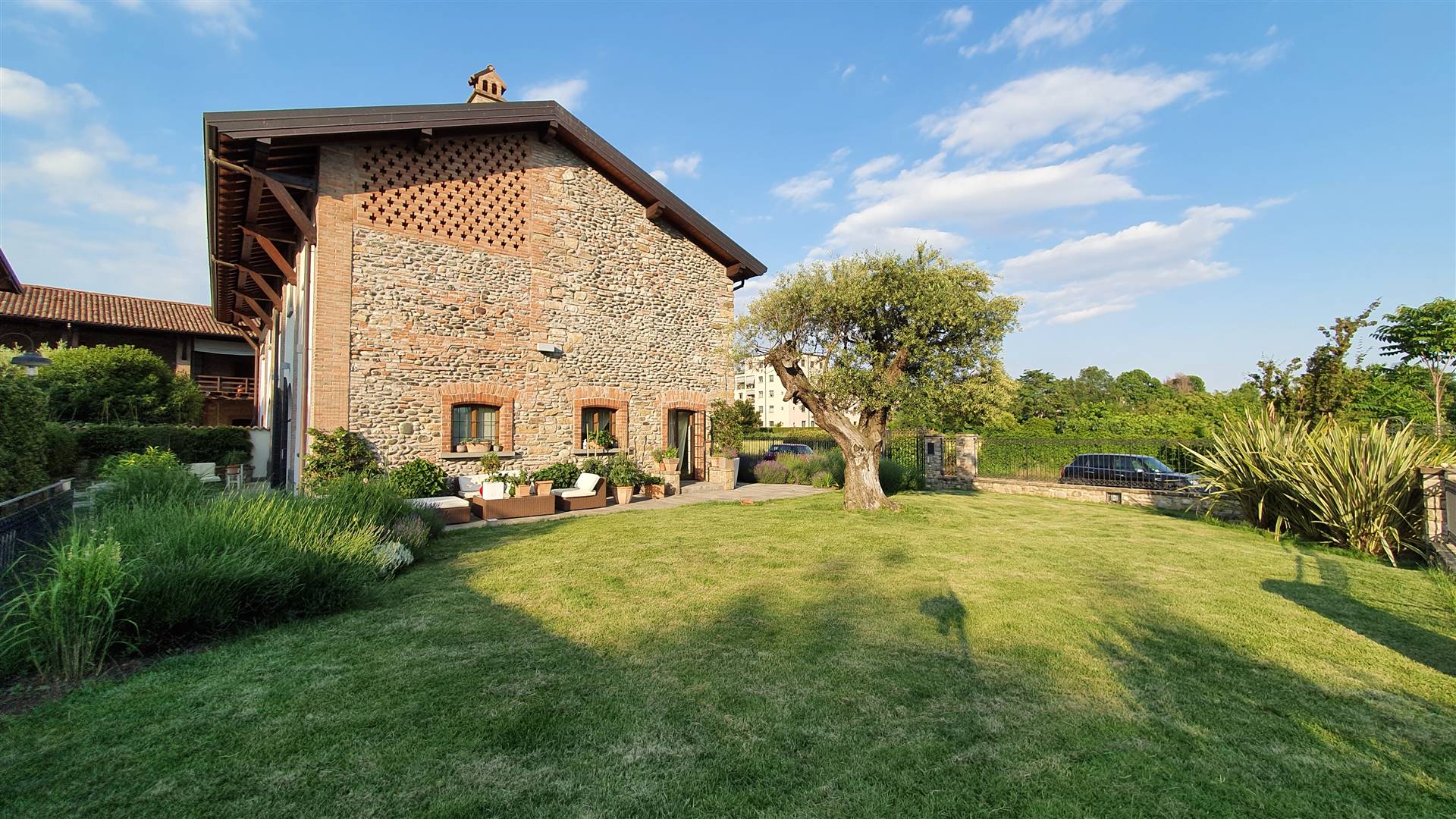 villa bifamiliare in vendita a bergamo boccaleone