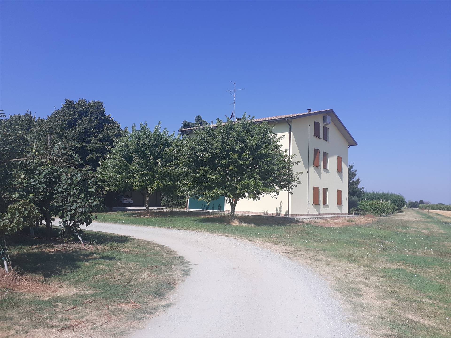 Casa singola in Via Fossa Vecchia in zona Piumazzo a Castelfranco Emilia