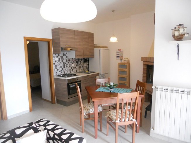 Soggiorno-Cucina/Living room with kitchen corner