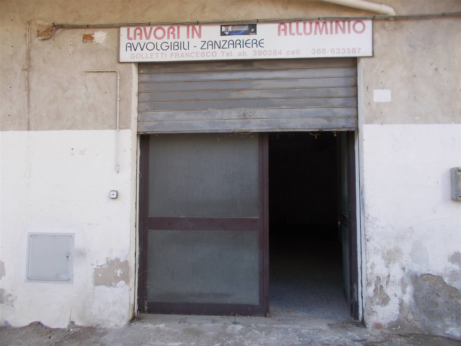 VIA POPILIA, COSENZA, Workshop for rent of 125 Sq. mt., Energetic class: F, composed by: , Price: € 750