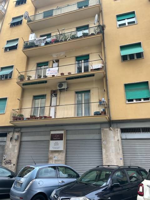VIA PANEBIANCO, COSENZA, Apartment for sale of 120 Sq. mt., Habitable, Heating Individual heating system, Energetic class: G, placed at 2° on 5, 