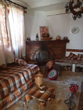 TIBALDI, PARETO, Semi detached house for sale of 180 Sq. mt., Be restored, Heating Non-existent, Energetic class: G, placed at Ground, composed by: 7.