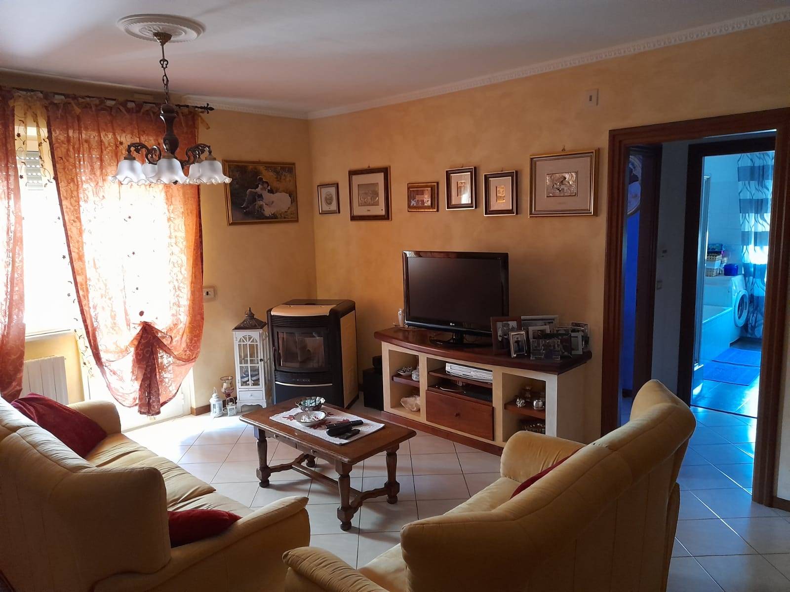 CAIRO MONTENOTTE, Apartment for sale of 126 Sq. mt., Excellent Condition, Heating Individual heating system, Energetic class: G, placed at Raised on 