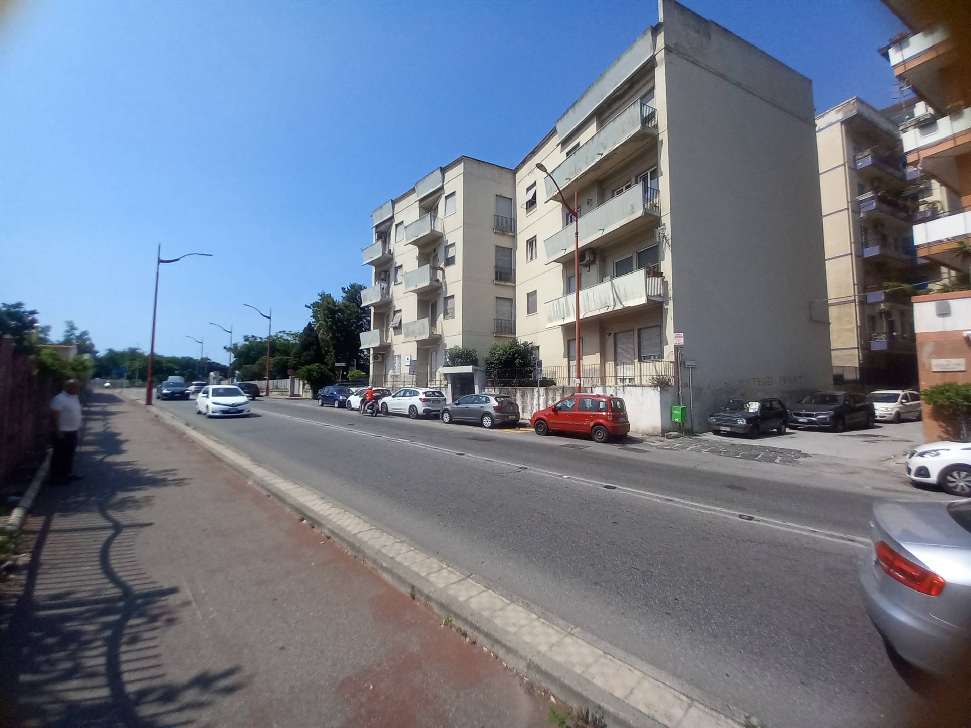 Quadrilocale in Via Consolare Pompea 5 a Messina