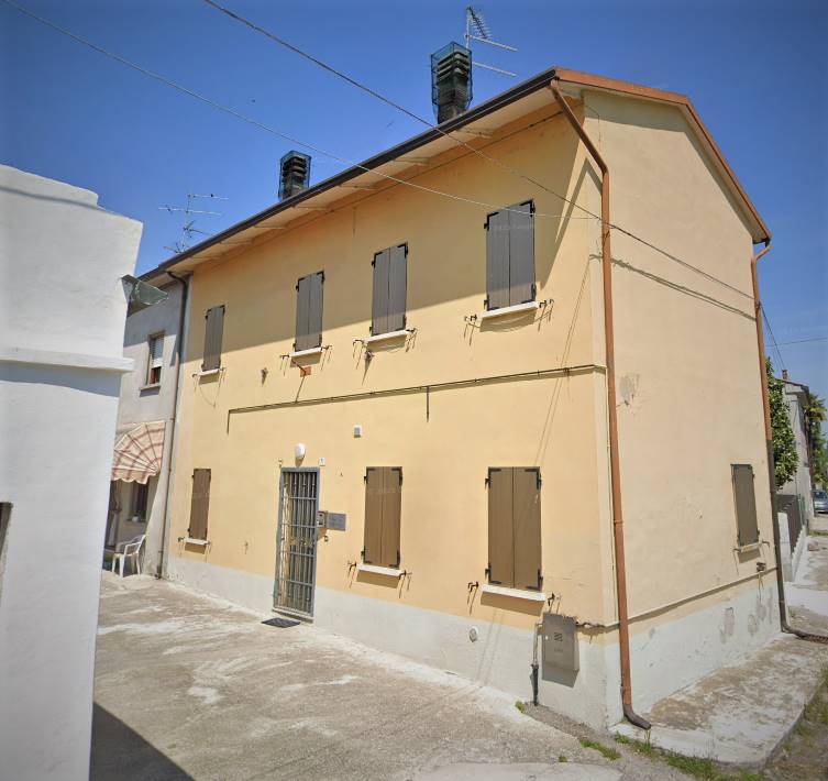 Casa semi indipendente in vendita a Pegognaga Mantova Sacca