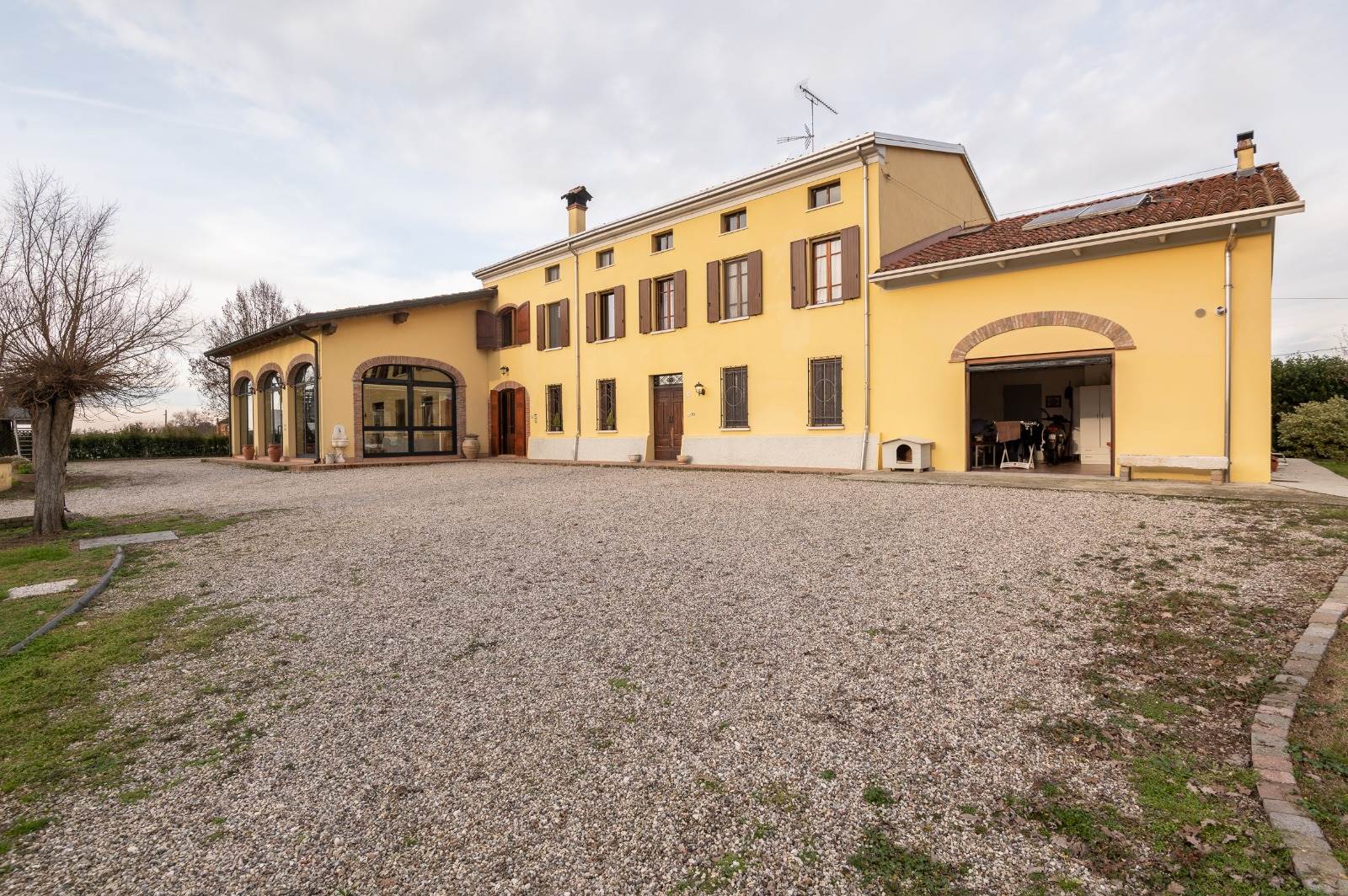 Villa in ottime condizioni in zona Cavallara a Viadana