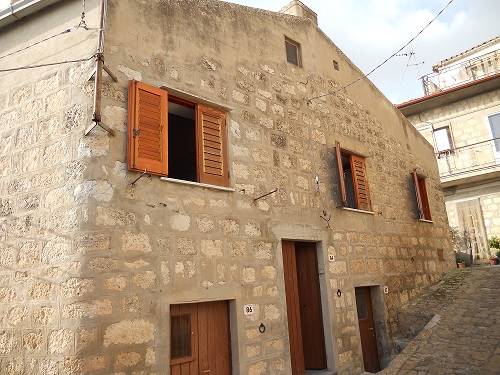 Casa singola in vendita a Blufi Palermo Nero