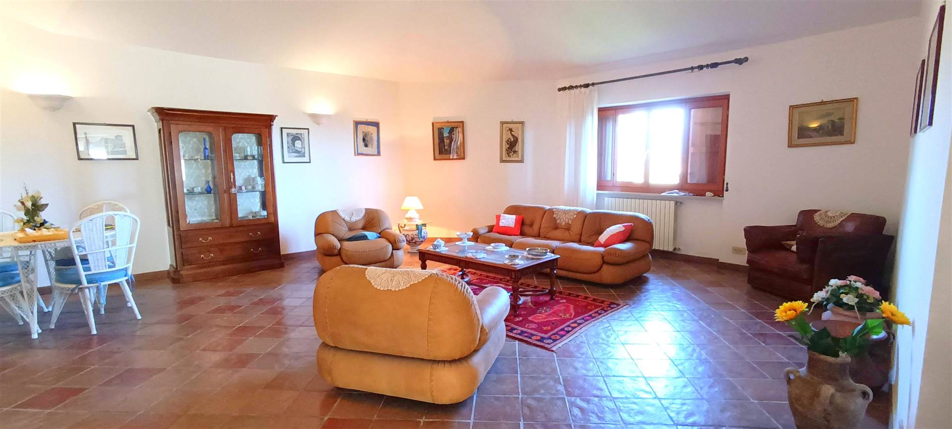TARANO, Apartment for sale of 343 Sq. mt., Excellent Condition, Heating Individual heating system, Energetic class: G, placed at Ground, composed by: 