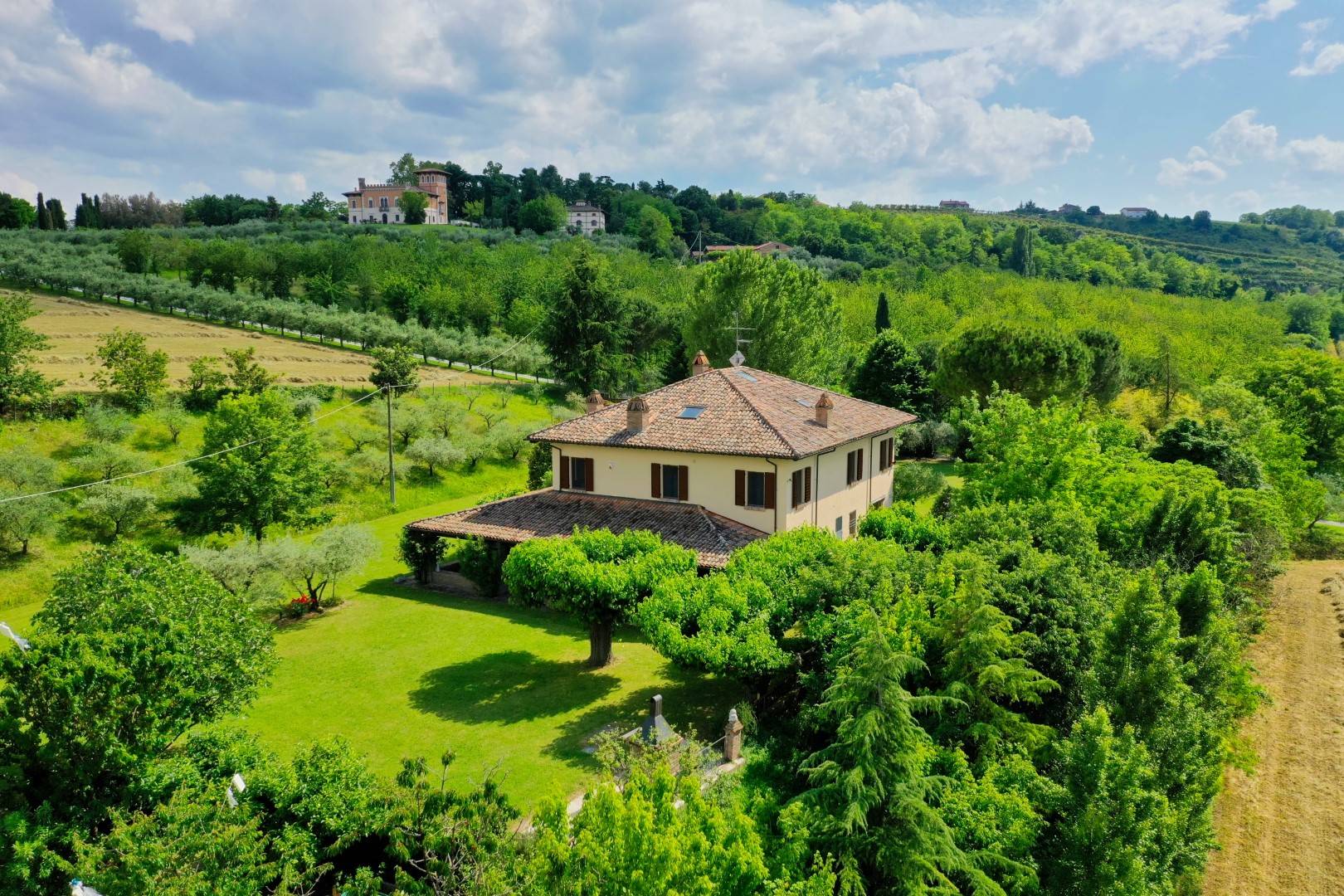 Villa ristrutturata in zona Calisese a Cesena