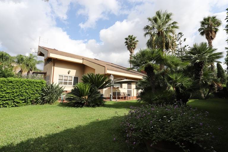 Villa in vendita a Palermo L. Da Vinci Alta-uditore-motel