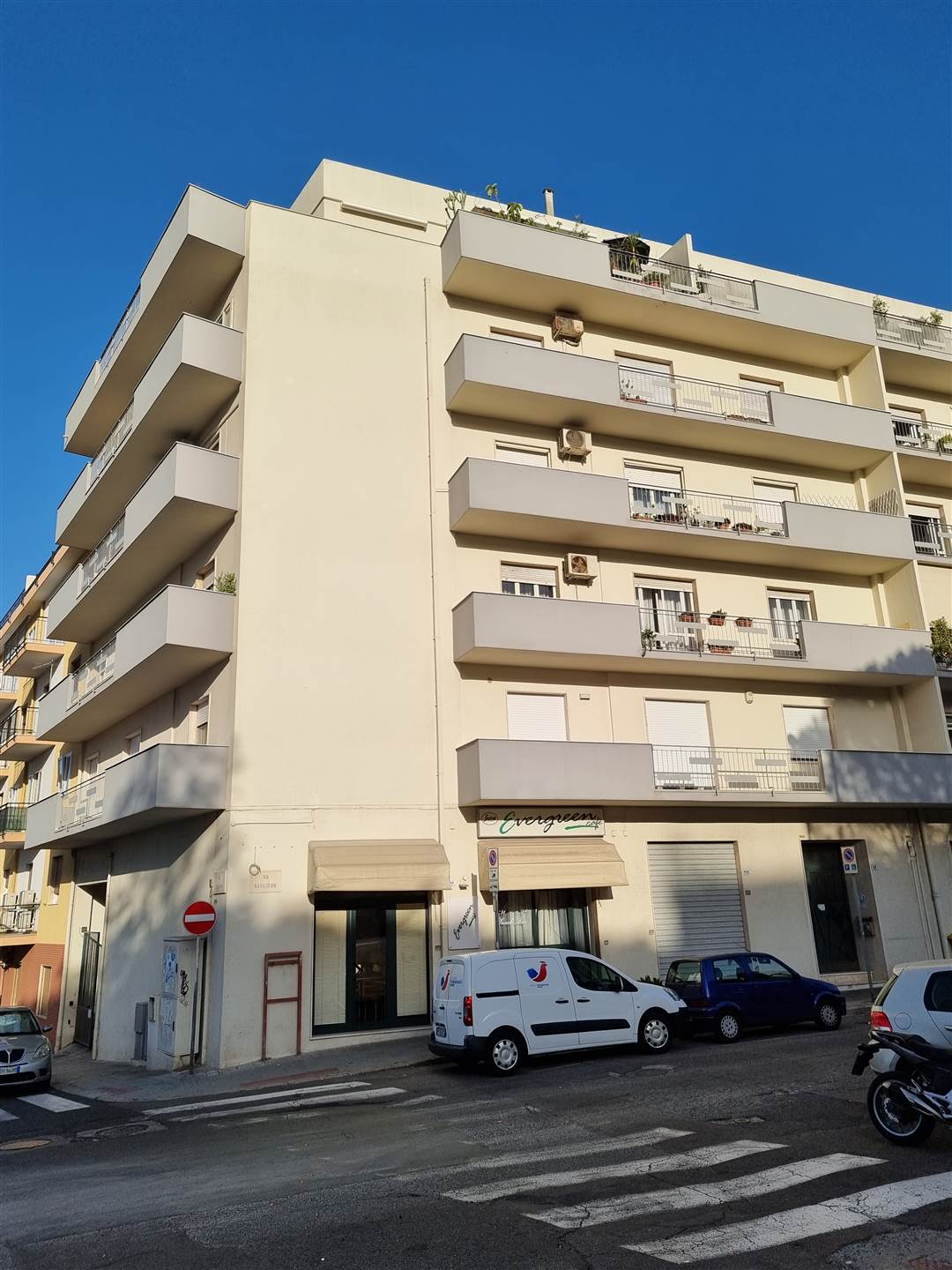 Appartamento in Via Basilicata 65 a Cagliari