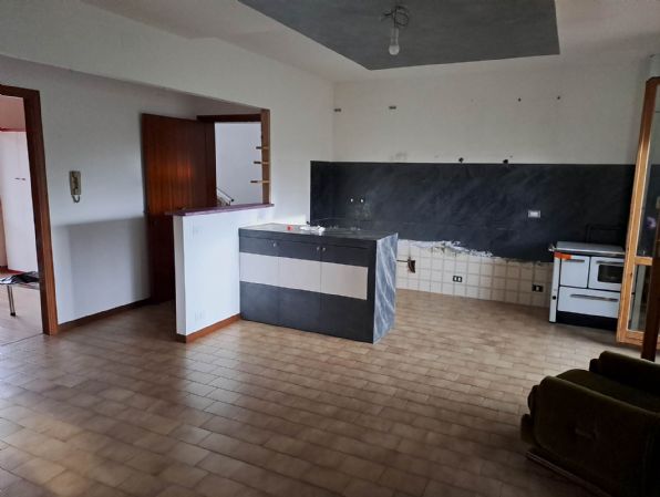 Appartamento abitabile a Maiolati Spontini