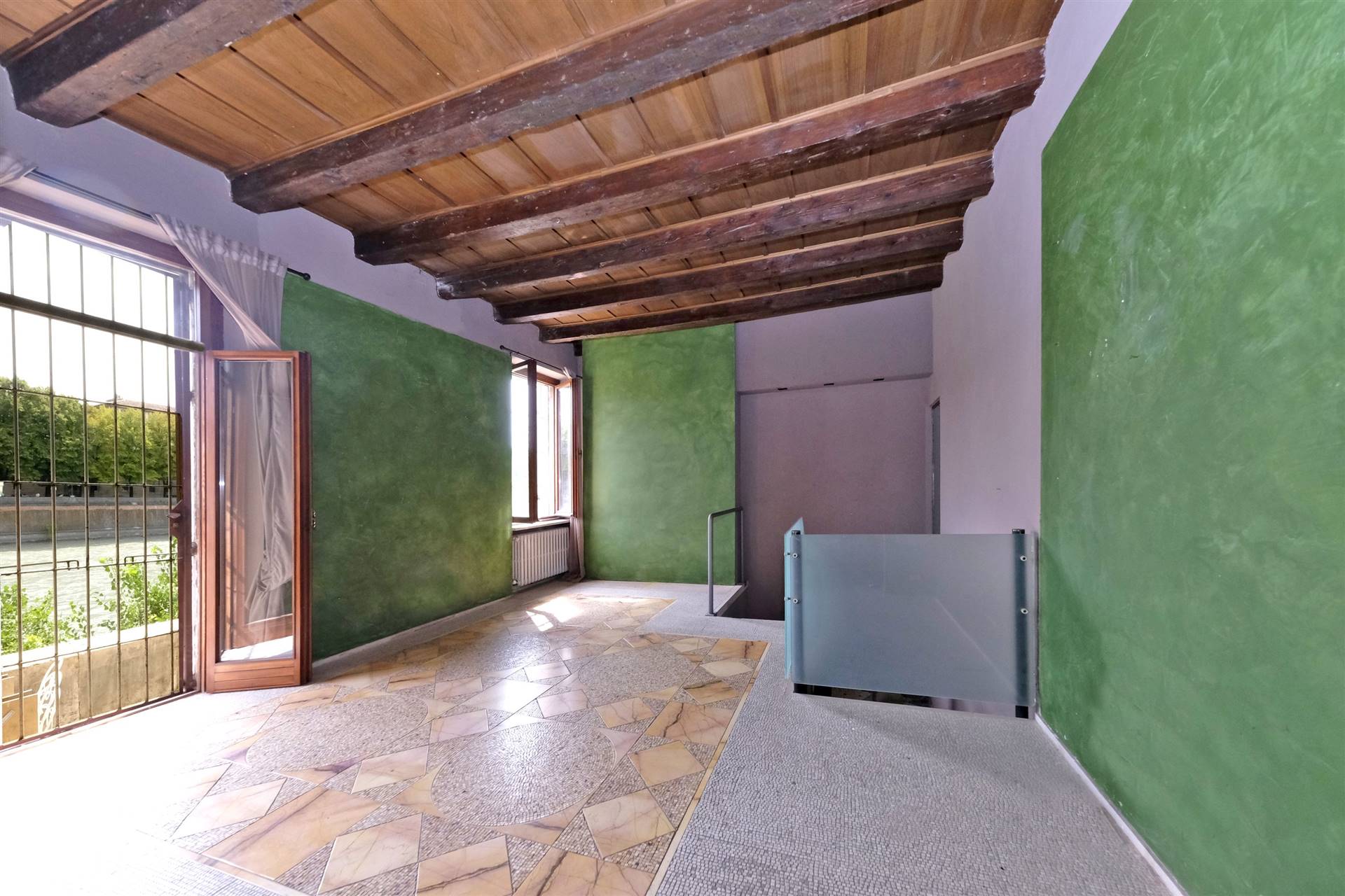 Appartamento ristrutturato in zona Centro Storico a Verona