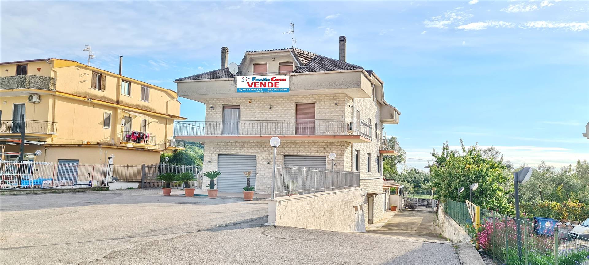 SANTA CROCE, FORMIA, Apartment for sale, Habitable, Heating Individual heating system, Energetic class: G, placed at 2° on 2, composed by: 4 Rooms, 