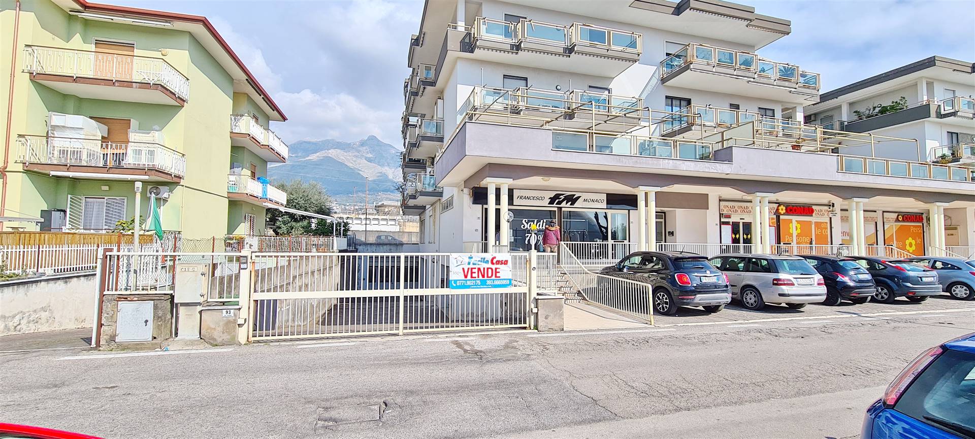 FORMIA, Warehouse for sale of 300 Sq. mt., Habitable, Energetic class: G, placed at Buried, composed by: 1 Room, 1 Bathroom, Price: € 95,000