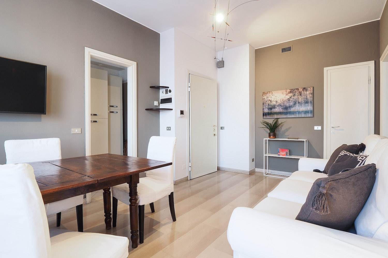 ARCO DELLA PACE, MILANO, Apartment for rent of 55 Sq. mt., Excellent Condition, Heating Centralized, Energetic class: E, Epi: 132 kwh/m2 year, placed 