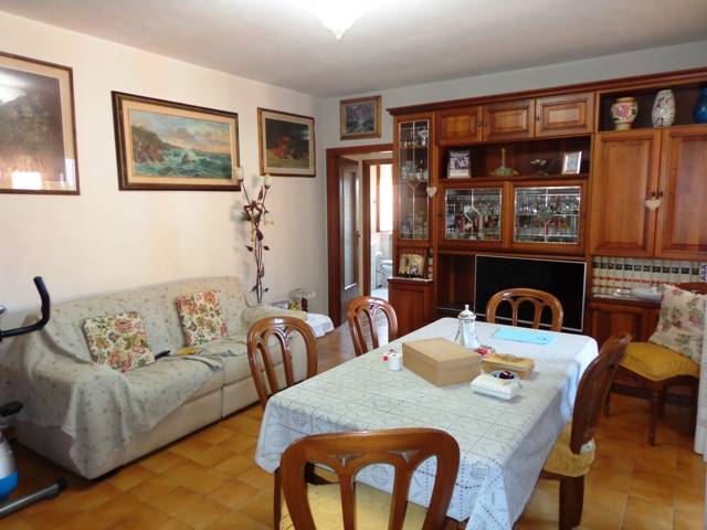 ANTIGNANO, LIVORNO, Apartment for sale of 89 Sq. mt., Habitable, Heating Individual heating system, Energetic class: G, Epi: 128,25 kwh/m2 year, 