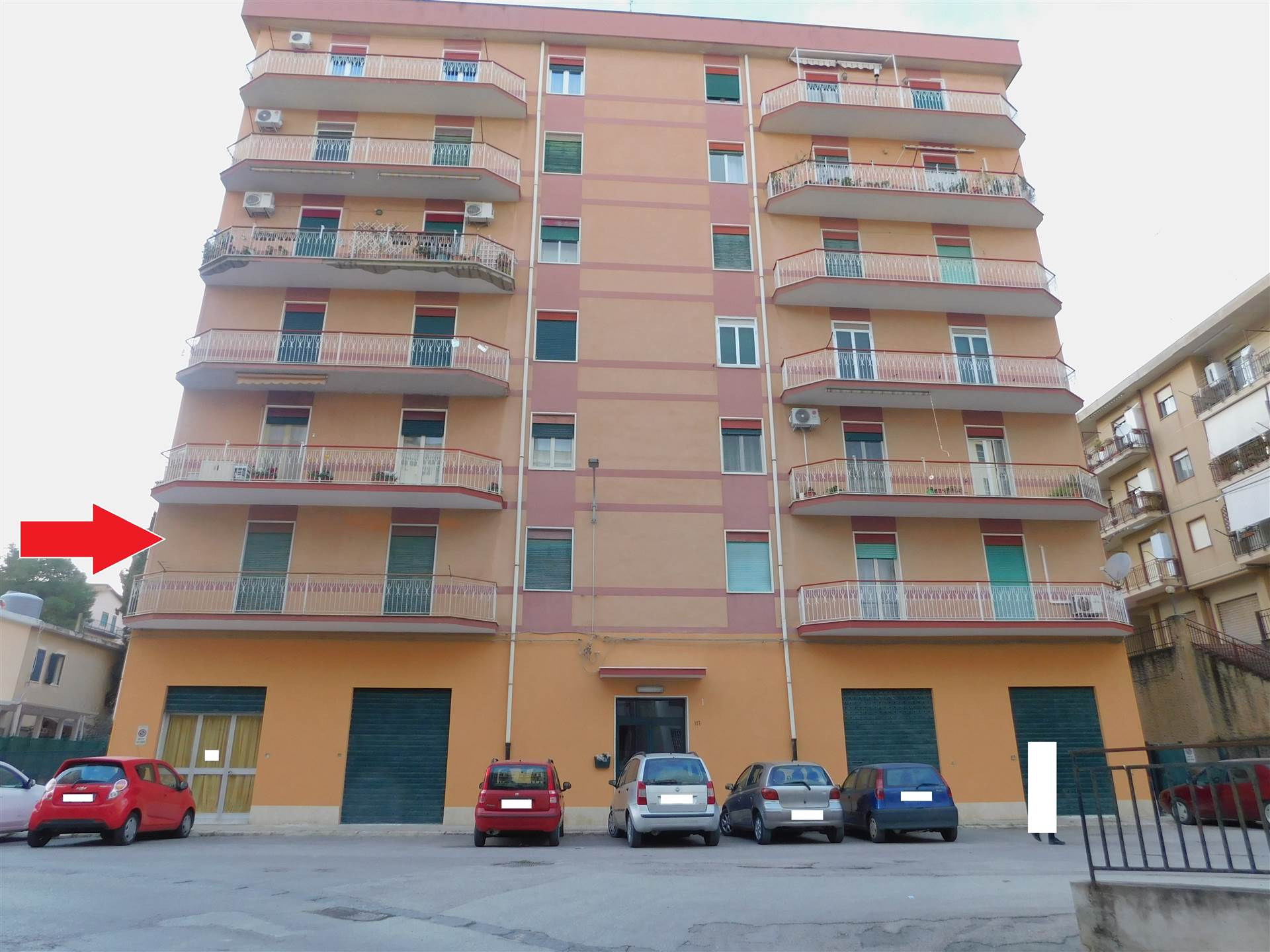 Appartamento in Viale Italia 107 in zona Piazza Degli Eroi, Viale della Rinascita, Via Babaurra a San Cataldo