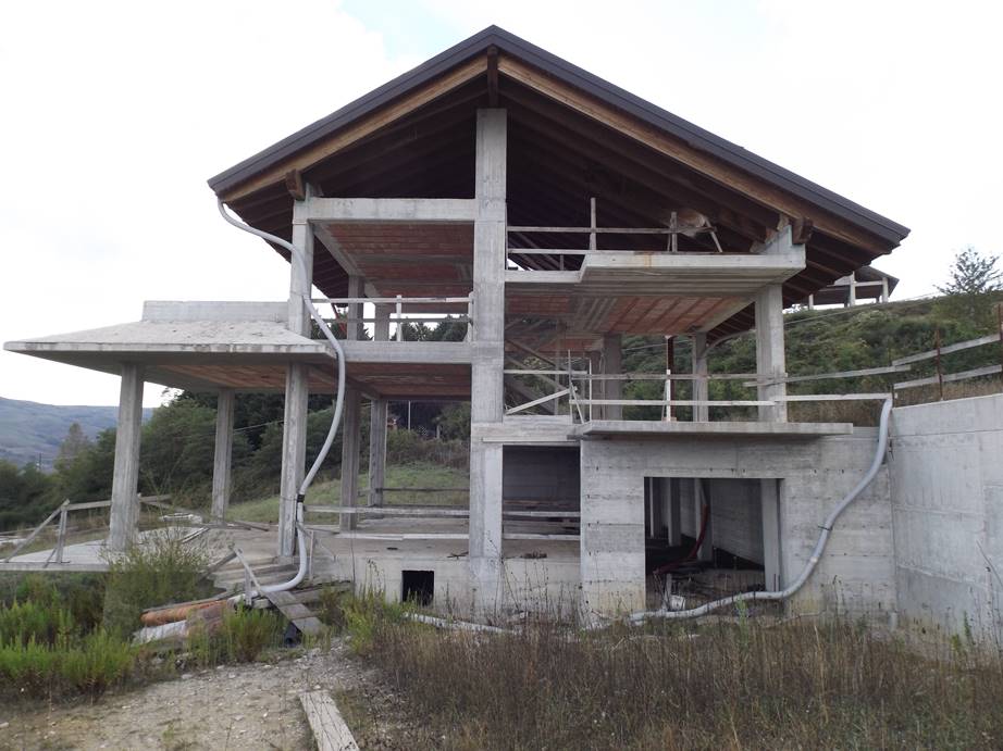 Villa bifamiliare in vendita a Potenza Zona Rurale